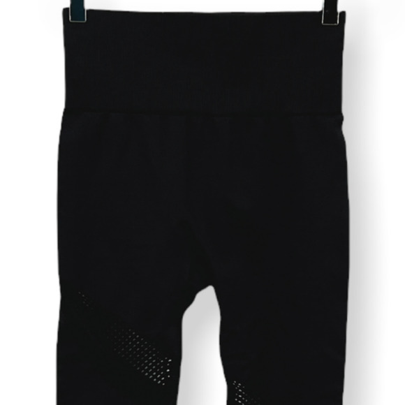 Zyia Active Legging Womens XS Black Angle Performance Hi Rise 7/8 Athletic Yoga - Picture 3 of 10